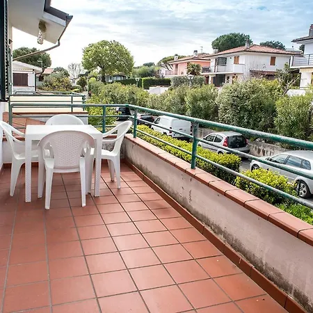 Apartment M350 - Marcelli, Trilocale Con Terrazzo In Zona Tranquilla