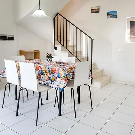 M350 - Marcelli, Trilocale Con Terrazzo In Zona Tranquilla Apartment Marcelli